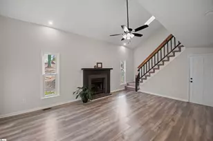 137 Lakeshore Dr, Easley, SC 29642 - Photo 16