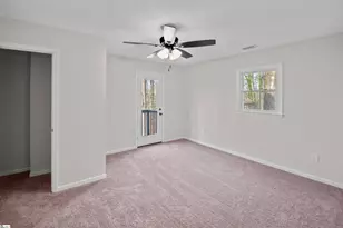 137 Lakeshore Dr, Easley, SC 29642 - Photo 32