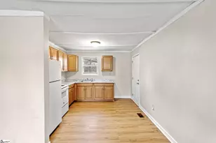 3030/3028 Benjamin Rd, Spartanburg, SC 29307 - Photo 10