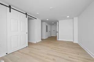 10 Valley View Ln, Greenville, SC 29605 - Photo 24