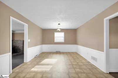 132 Waverly Street, Easley, SC 29642 - Photo 10