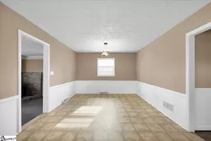 132 Waverly St, Easley, SC 29642 - Photo 10