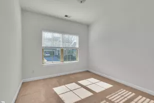 7 Burge Ct, Simpsonville, SC 29681 - Photo 4