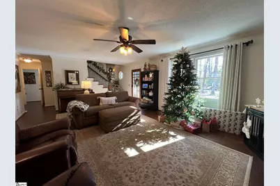 199 Lake Forest Circle, Easley, SC 29642 - Photo 6