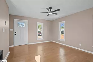 202 Placid Ct, Spartanburg, SC 29307 - Photo 4