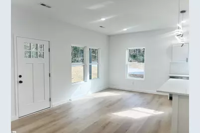 263 Law Street, Woodruff, SC 29388 - Photo 6