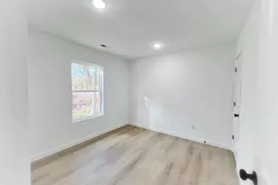 263 Law St, Woodruff, SC 29388 - Photo 12