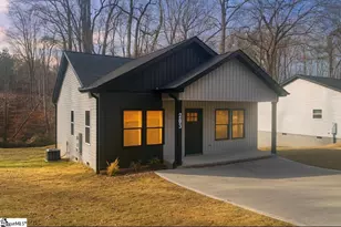 263 Law St, Woodruff, SC 29388 - Photo 2