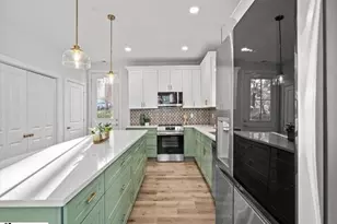 339 Gower St, Greenville, SC 29611 - Photo 12