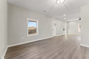 8 Powell St, Seneca, SC 29678 - Photo 6