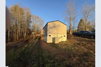 137 Ponderosa Road, Pickens, SC 29671 - Photo 4