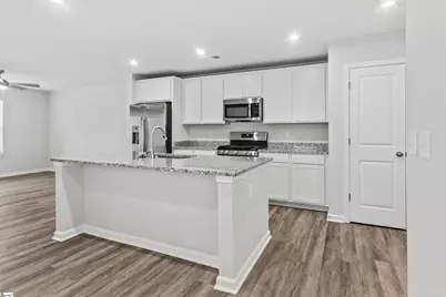 1270 Forestbrook Lane, Spartanburg, SC 29303 - Photo 8