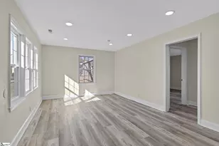 19 Mc Lean St, Greenville, SC 29611 - Photo 8