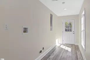 19 Mc Lean St, Greenville, SC 29611 - Photo 18