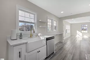 19 Mc Lean St, Greenville, SC 29611 - Photo 16