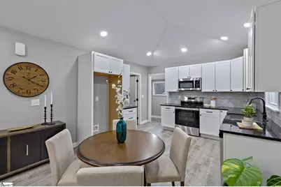 9 Brooks Avenue, Greenville, SC 29617 - Photo 12