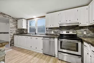 219 Campbell Lake Rd, Greer, SC 29651 - Photo 12