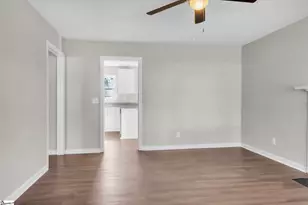 128 Dagnall Cir, Laurens, SC 29360 - Photo 10