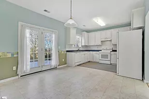 200 Sawyer Dr, Greenville, SC 29605 - Photo 14