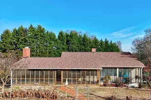 433 Pineview Dr, Pickens, SC 29671 - Photo 2