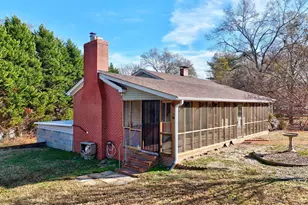 433 Pineview Dr, Pickens, SC 29671 - Photo 34