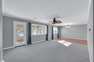 212 Lakeside Cir, Greenville, SC 29615 - Photo 4