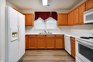 304 Glenlea Ln, Greenville, SC 29617 - Photo 8