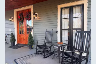 200 E Greenwood Street, Landrum, SC 29356 - Photo 2