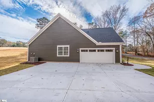 315 Lakefront Dr, Anderson, SC 29626 - Photo 40