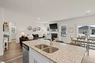 133 Hazelcroft Dr, Fountain Inn, SC 29644 - Photo 8