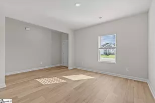 596 Cozy Blf Rd, Spartanburg, SC 29301 - Photo 4