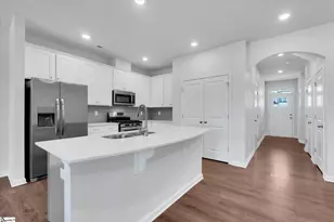 307 Rodessa Ln, Travelers Rest, SC 29690 - Photo 4