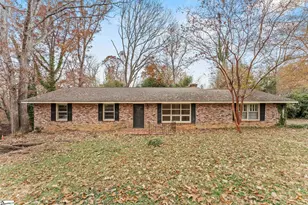 136 Holly Cir, Greer, SC 29651 - Photo 1