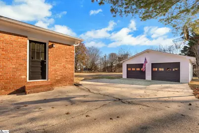 106 Lynn Drive, Taylors, SC 29687 - Photo 32