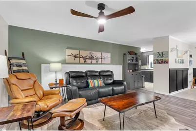 202 Hazelwood Avenue, Anderson, SC 29626 - Photo 8