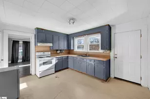 23 Spring St, Pelzer, SC 29669 - Photo 8