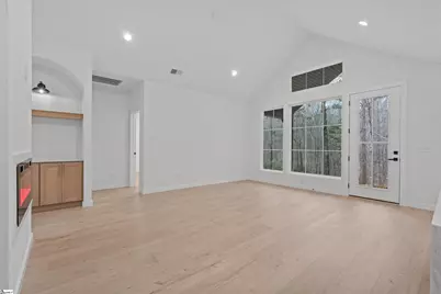 196 Seminole Trail, Cowpens, SC 29330 - Photo 6