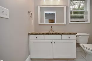 405 Hagood St, Easley, SC 29640 - Photo 26