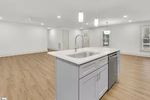 901 Standing Springs Rd, Greenville, SC 29605 - Photo 14