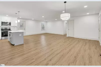 901 Standing Springs Road, Greenville, SC 29605 - Photo 8