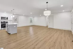 901 Standing Springs Rd, Greenville, SC 29605 - Photo 8