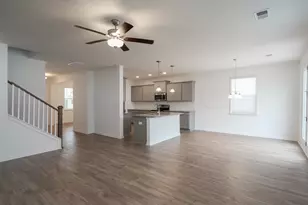 41 Thorne St, Fountain Inn, SC 29644 - Photo 4