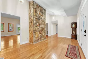 1 Moultrie Dr, Taylors, SC 29687 - Photo 4