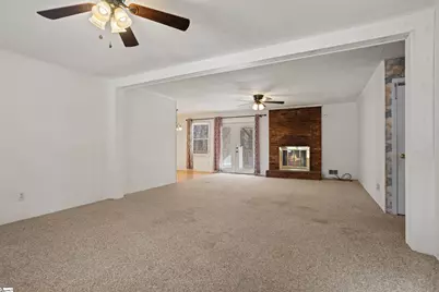 127 Walden Circle, Spartanburg, SC 29301 - Photo 4