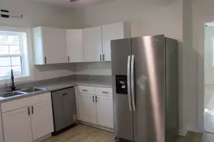 106 Florence St, Clinton, SC 29325 - Photo 6