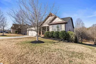 33 Crimson Glory Way, Travelers Rest, SC 29690 - Photo 2