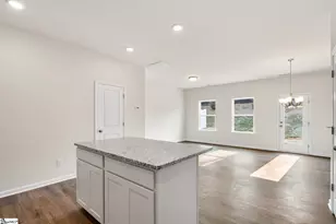 31 Lone Cypress St, Travelers Rest, SC 29690 - Photo 8