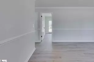 111 Oak Park Dr, Mauldin, SC 29662 - Photo 4