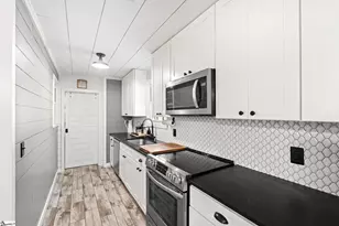 215 Hickory Ln, Mauldin, SC 29662 - Photo 10