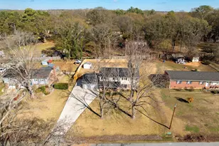 215 Hickory Ln, Mauldin, SC 29662 - Photo 34